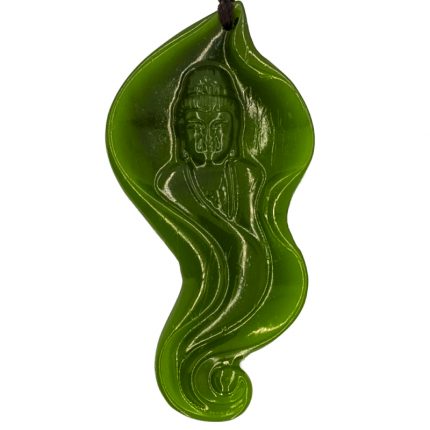 Кулон из зеленого нефрита Будда